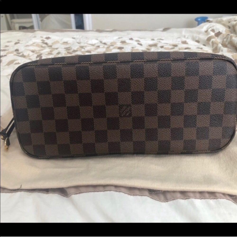 Traded 💕 Authentic Louis Vuitton Neverfull PM - Picture 3 of 5
